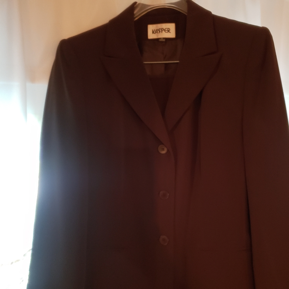Kasper single breasted skirt suit brown size 10